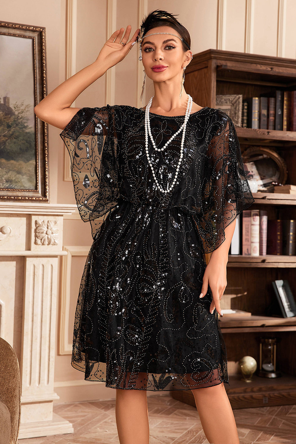 Robe noire à sequins années 20, manches chauve-souris