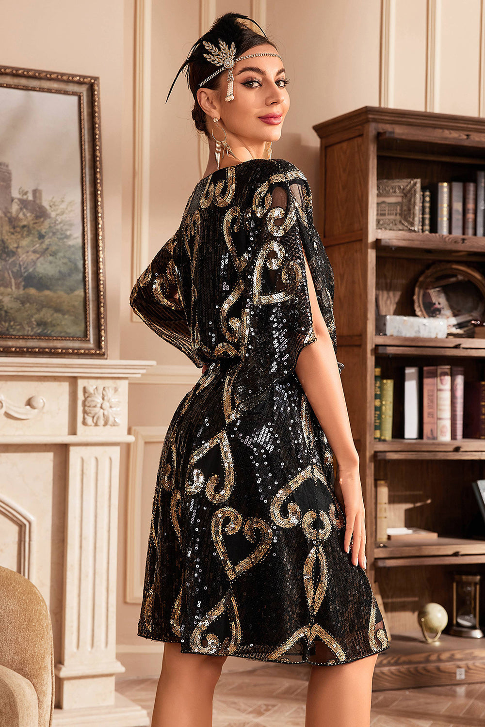 Robe de soirée à paillettes noires et manches chauve-souris style Années Folles