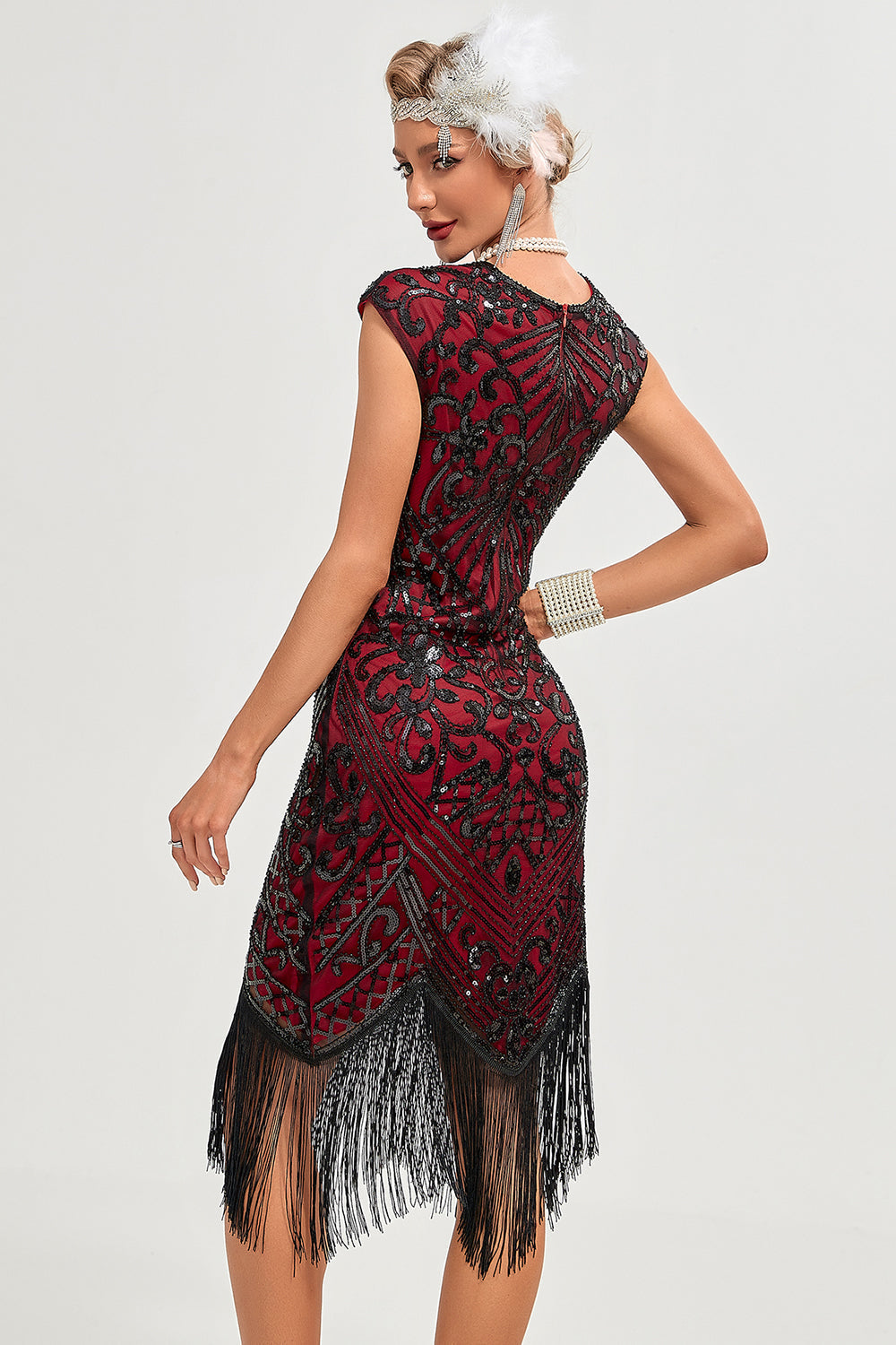 Robe Gatsby noire à franges perlées scintillantes années 20