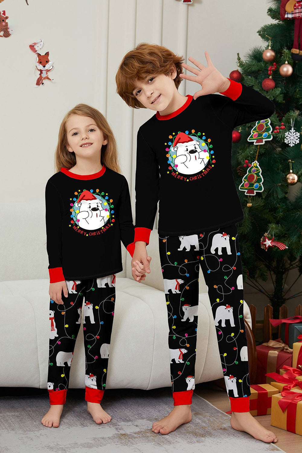 Pyjama noir à manches longues avec motif de poires, assorti pour toute la famille