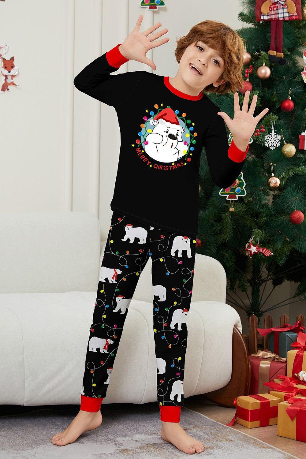 Pyjama noir à manches longues avec motif de poires, assorti pour toute la famille