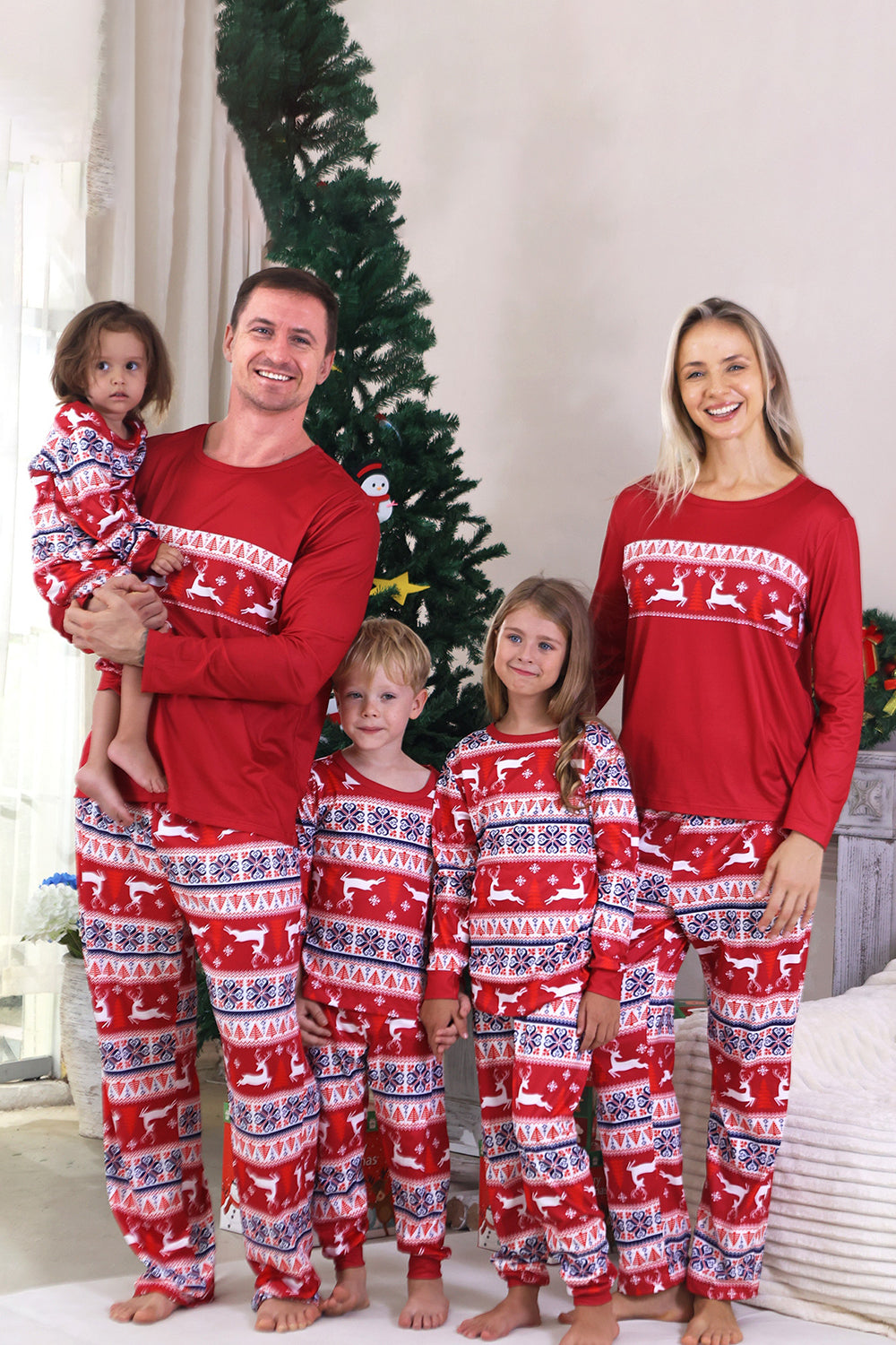Red Winter Print Family Christmas Pajamas