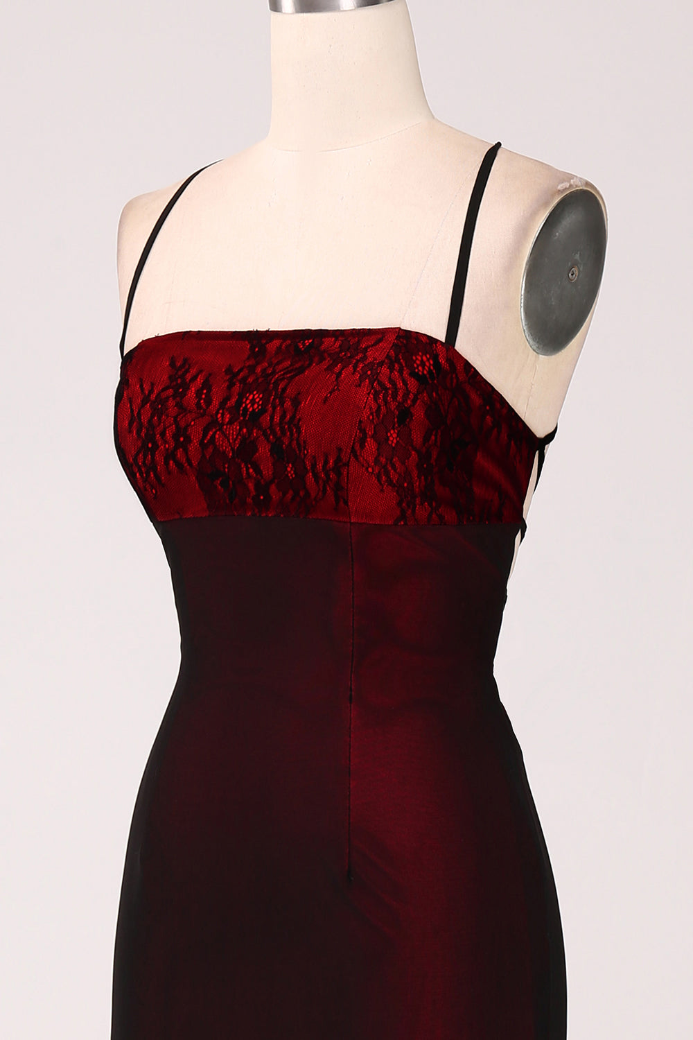 Robe de demoiselle d'honneur noire et rouge fourreau avec dos lacé
