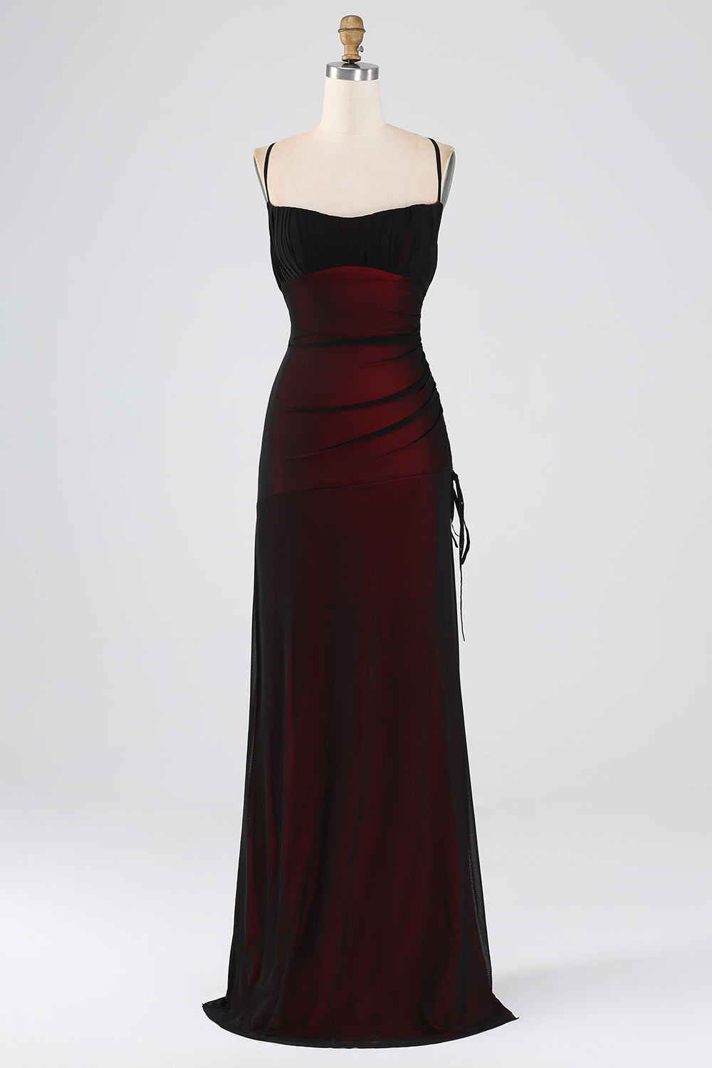 Robe longue de demoiselle d'honneur noire et bleue avec bretelles fines, sirène plissée et fendue