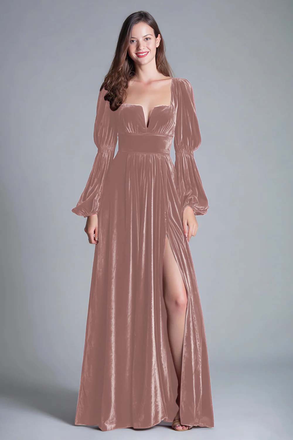 Vestido de noche formal línea A de terciopelo burdeos con cuello cuadrado y abertura