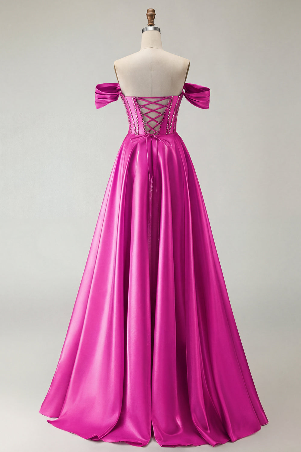 Robe de bal longue en tulle violet avec corset, épaules dénudées, perles, ligne A et fente