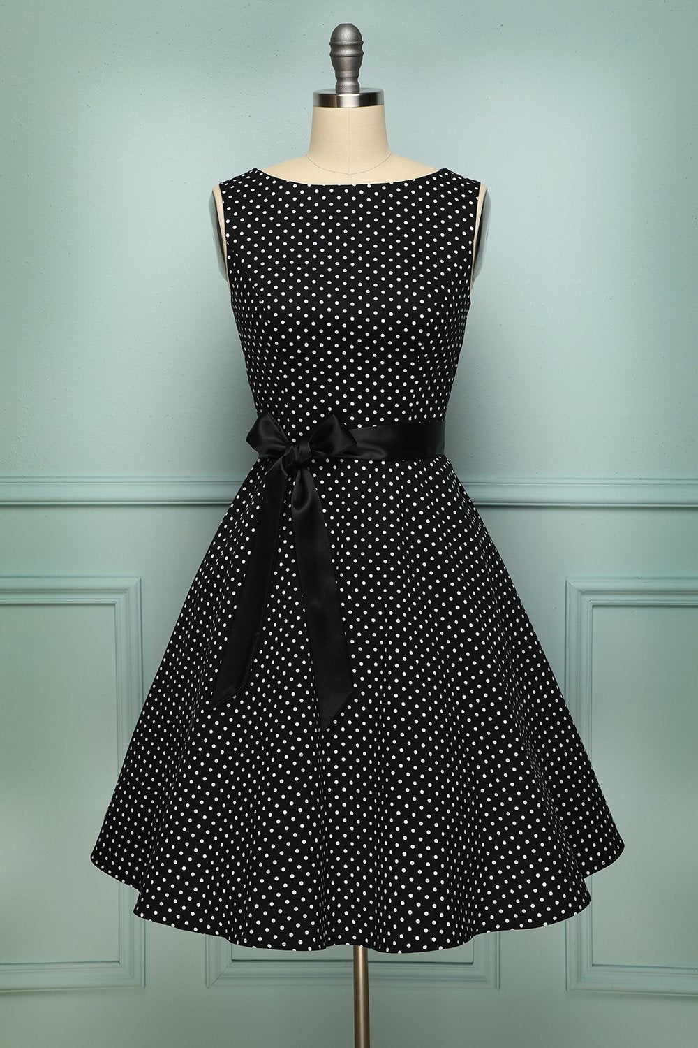 Vestido Swing Negro Vintage