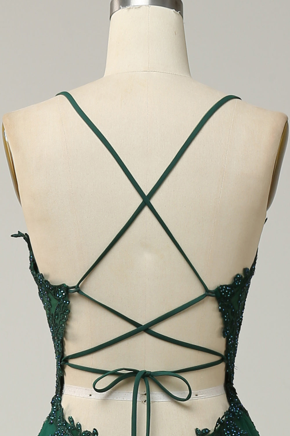 Vestido de Graduación Largo Verde Oscuro en Línea A con Tirantes Finos y Espalda Cruzada
