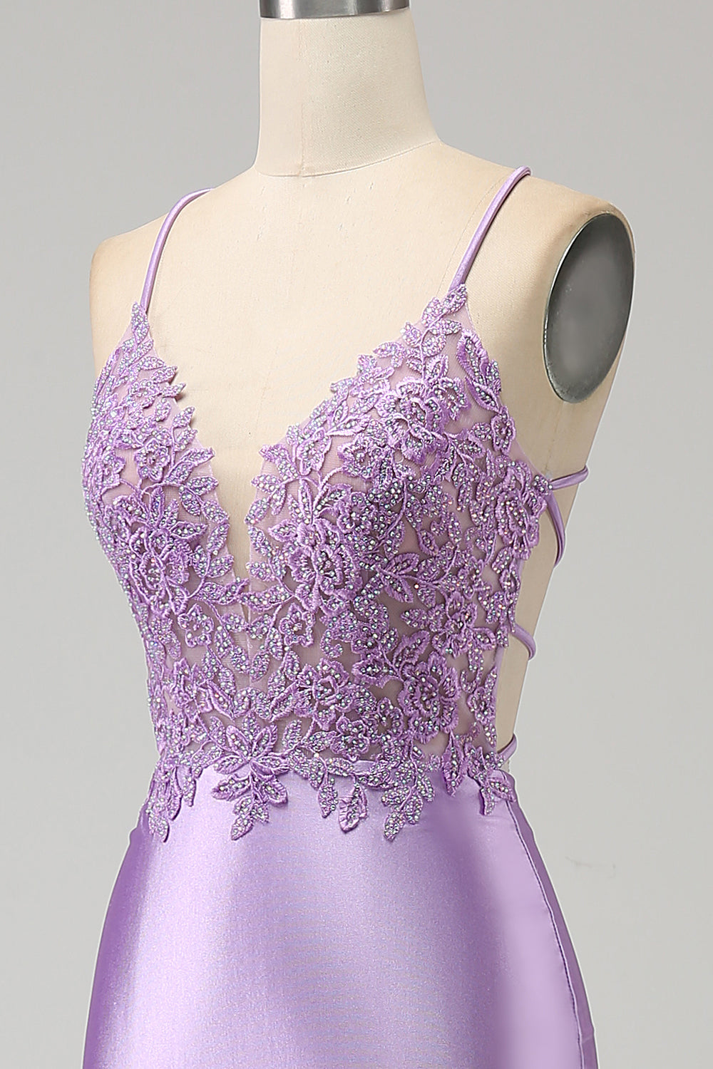 Robe de bal longue lilas sirène élégante avec bretelles spaghetti, appliques et fente