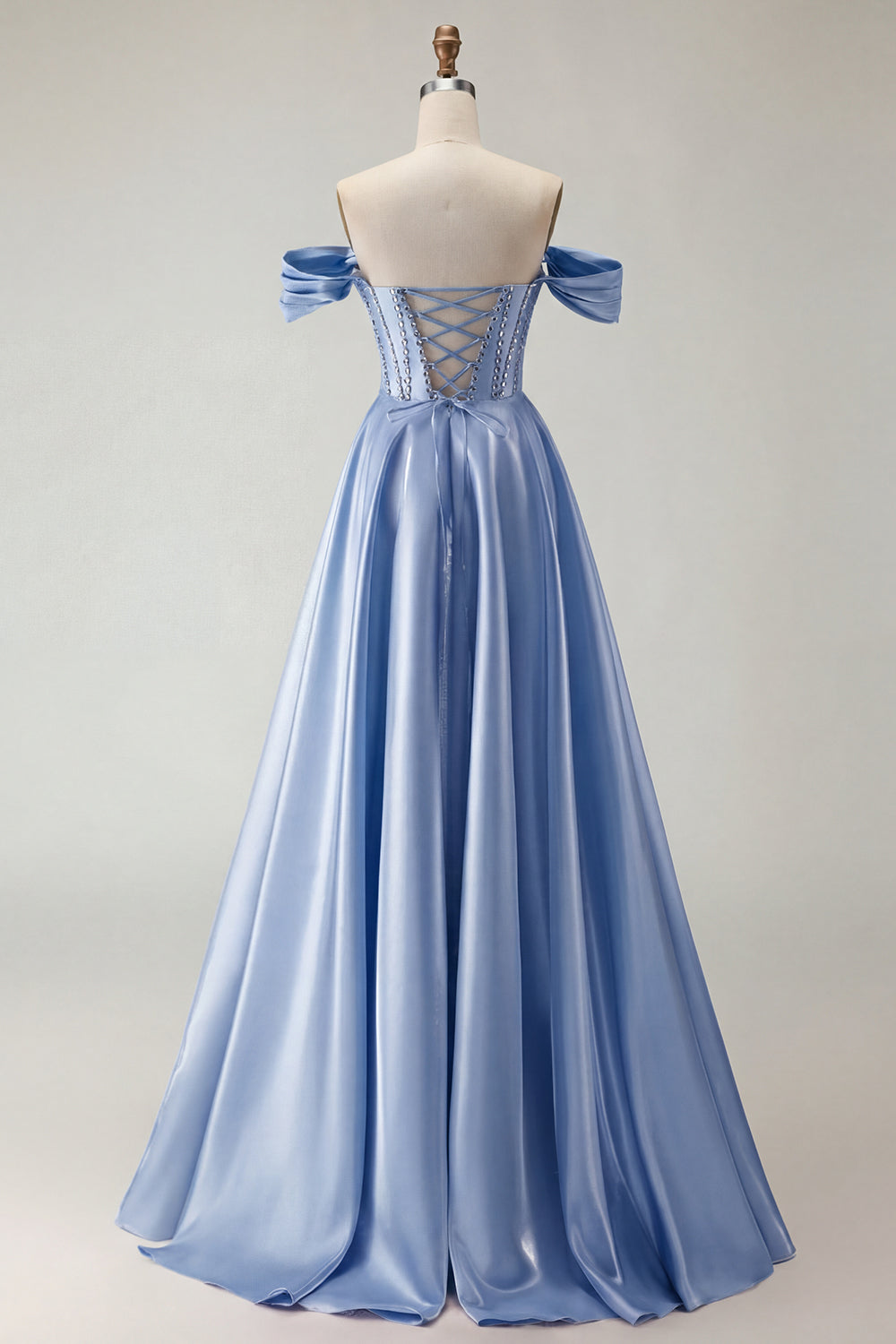 Robe de bal longue en tulle violet avec corset, épaules dénudées, perles, ligne A et fente