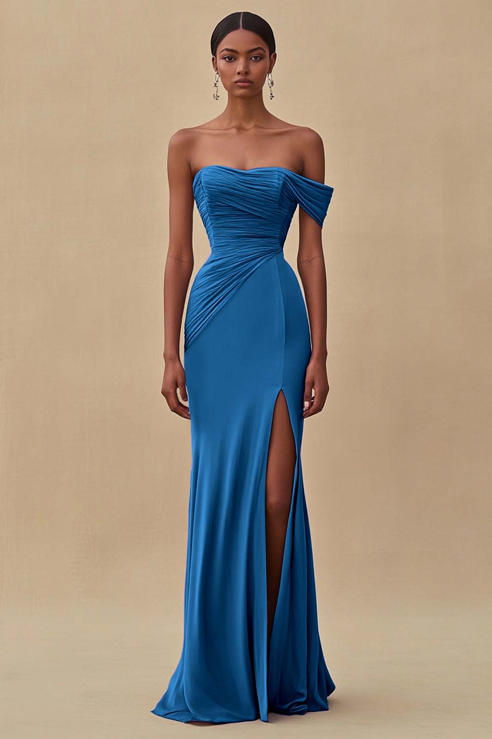 Robe de soirée longue sirène bleu encre à épaules dénudées avec fente