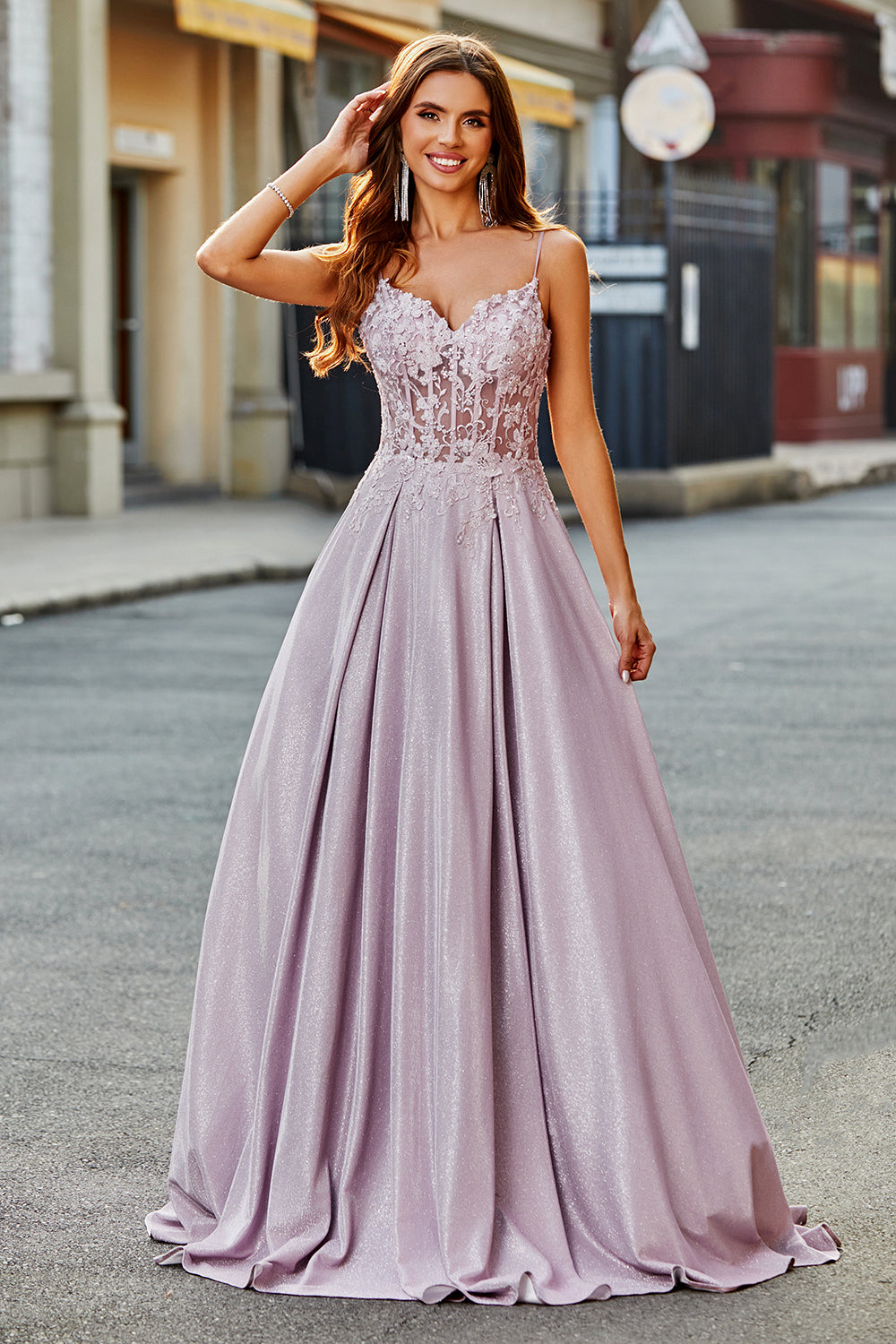 Robe de bal trapèze blush scintillante à bretelles spaghetti avec perles
