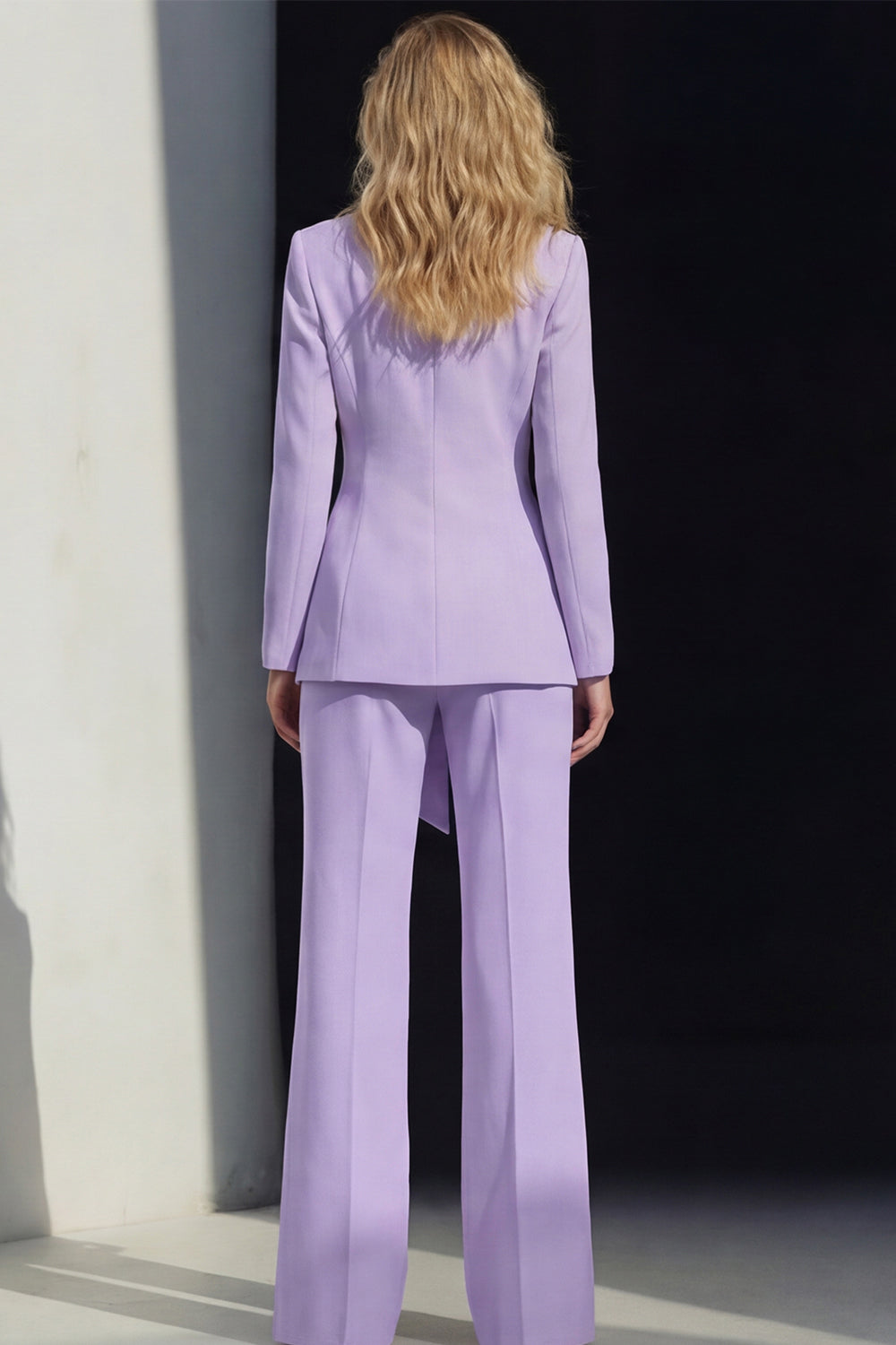 Ensemble de costume de travail 2 pièces rose pour femmes avec revers à encoche et ceinture