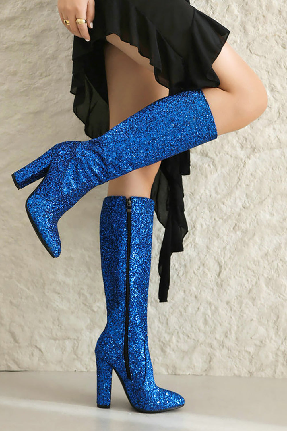Botas vaqueras de tacón alto azul brillante