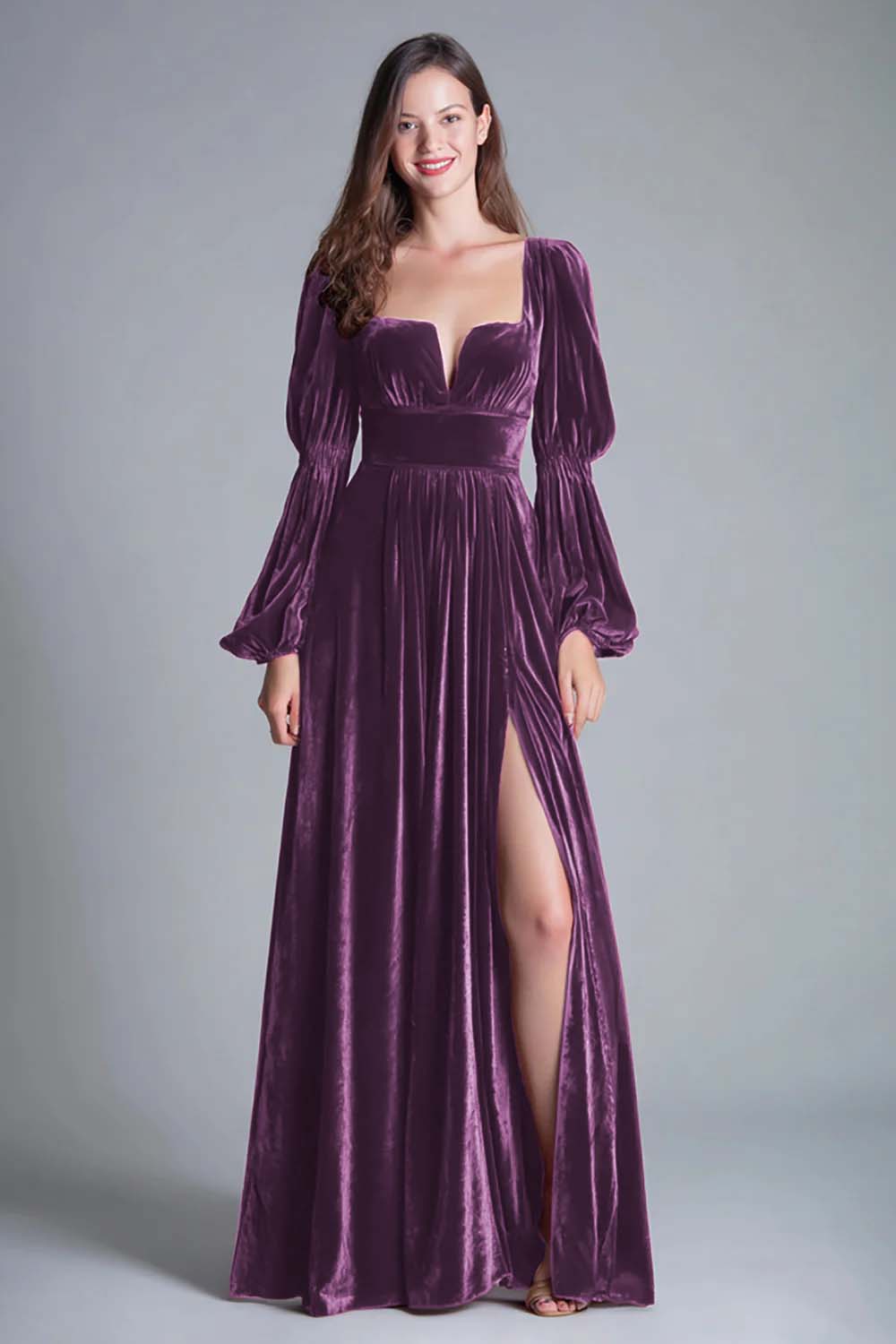 Vestido de noche formal línea A de terciopelo burdeos con cuello cuadrado y abertura