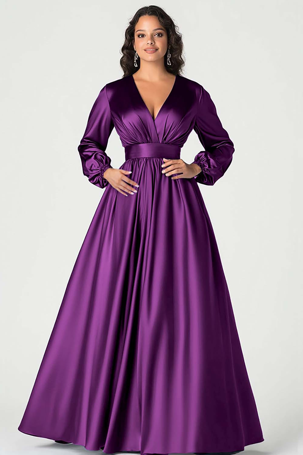 Robe de mère de la mariée en satin gris-bleu à col en V et manches longues
