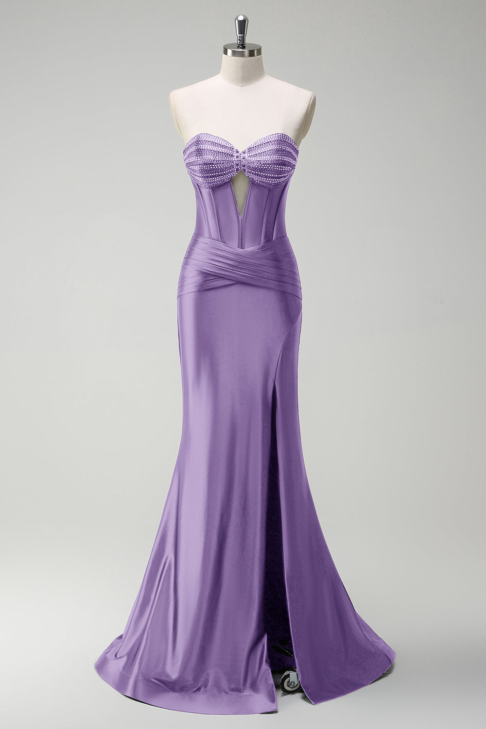 Robe de bal longue en satin bleu roi scintillant avec bustier orné de perles de sirène et fente