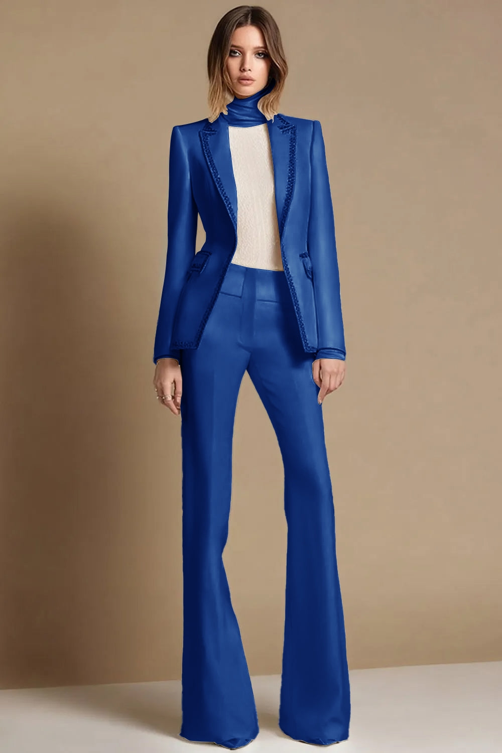 2 Piece Sparkly White Peak Lapel Prom Suits with Beading