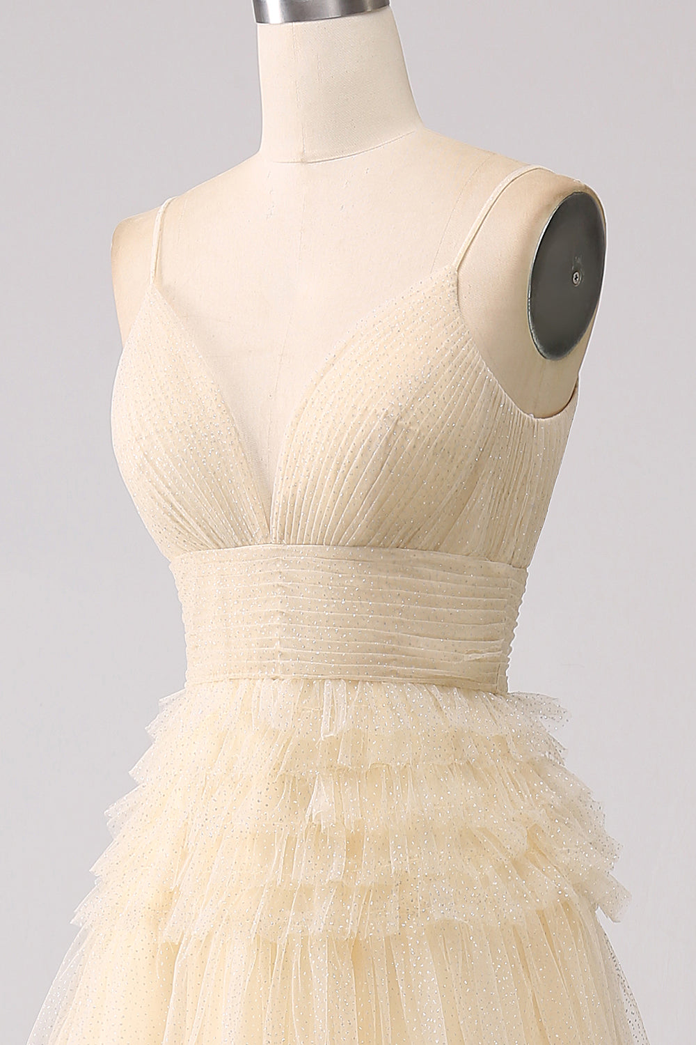Robe de bal longue bleu marine à bretelles spaghetti en forme trapèze avec volants