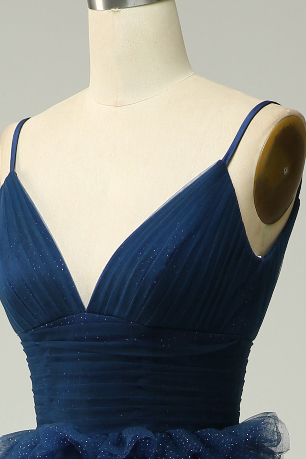 Robe de bal longue bleu marine à bretelles spaghetti en forme trapèze avec volants