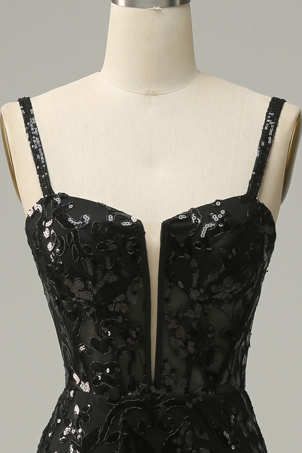 Robe de soirée longue sirène fendue en tulle noir à sequins à fines bretelles
