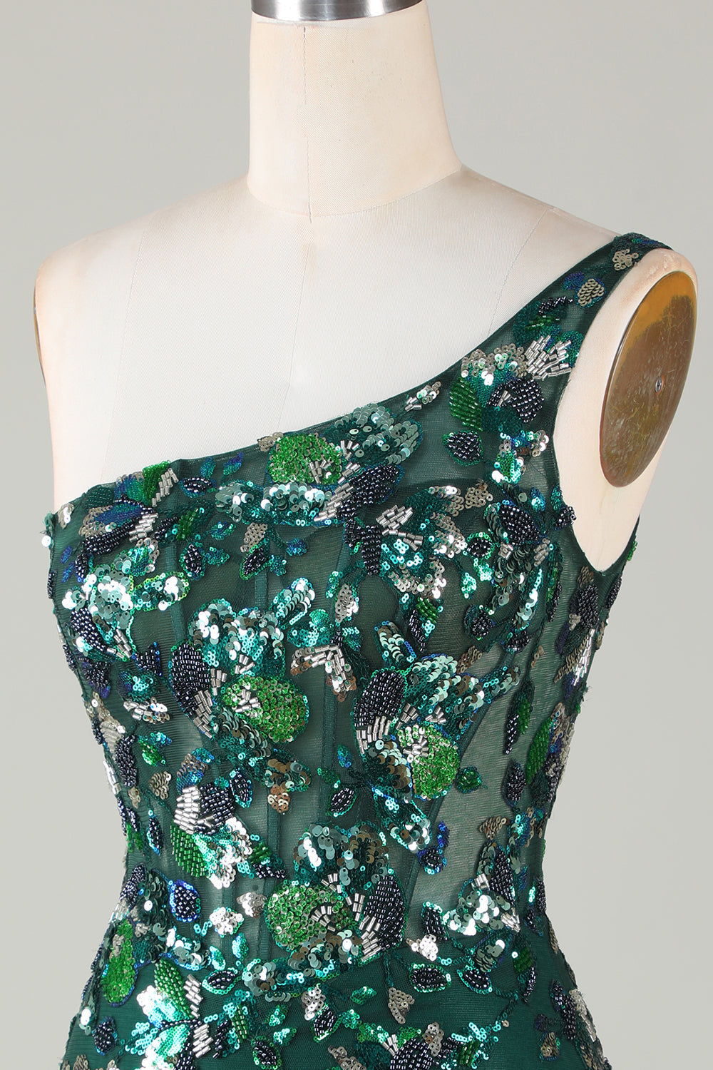 Robe courte de bal moulante à une épaule vert foncé à paillettes avec plumes