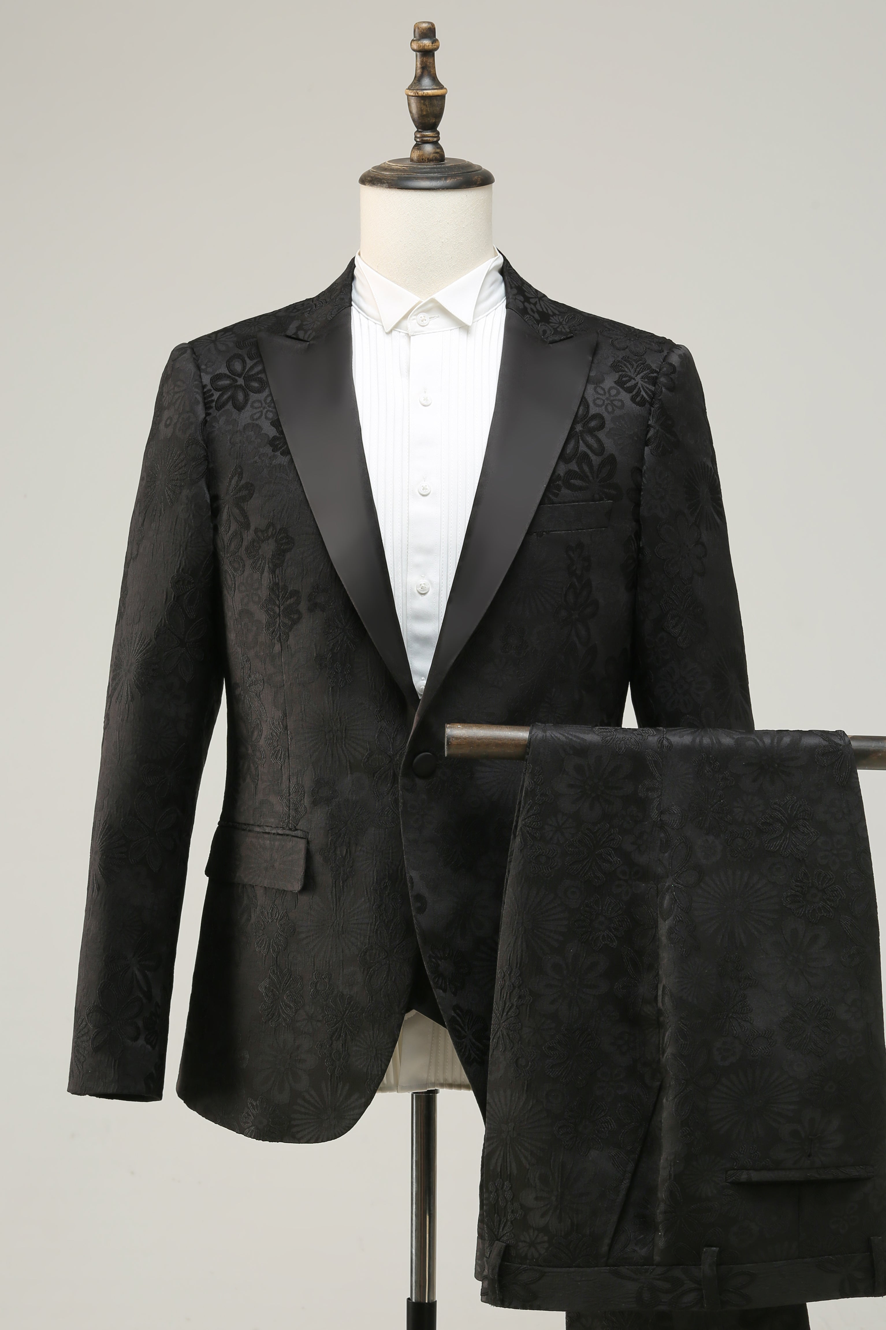 Costumes de bal pour hommes coupe ajustée à revers en pointe en jacquard rose clair