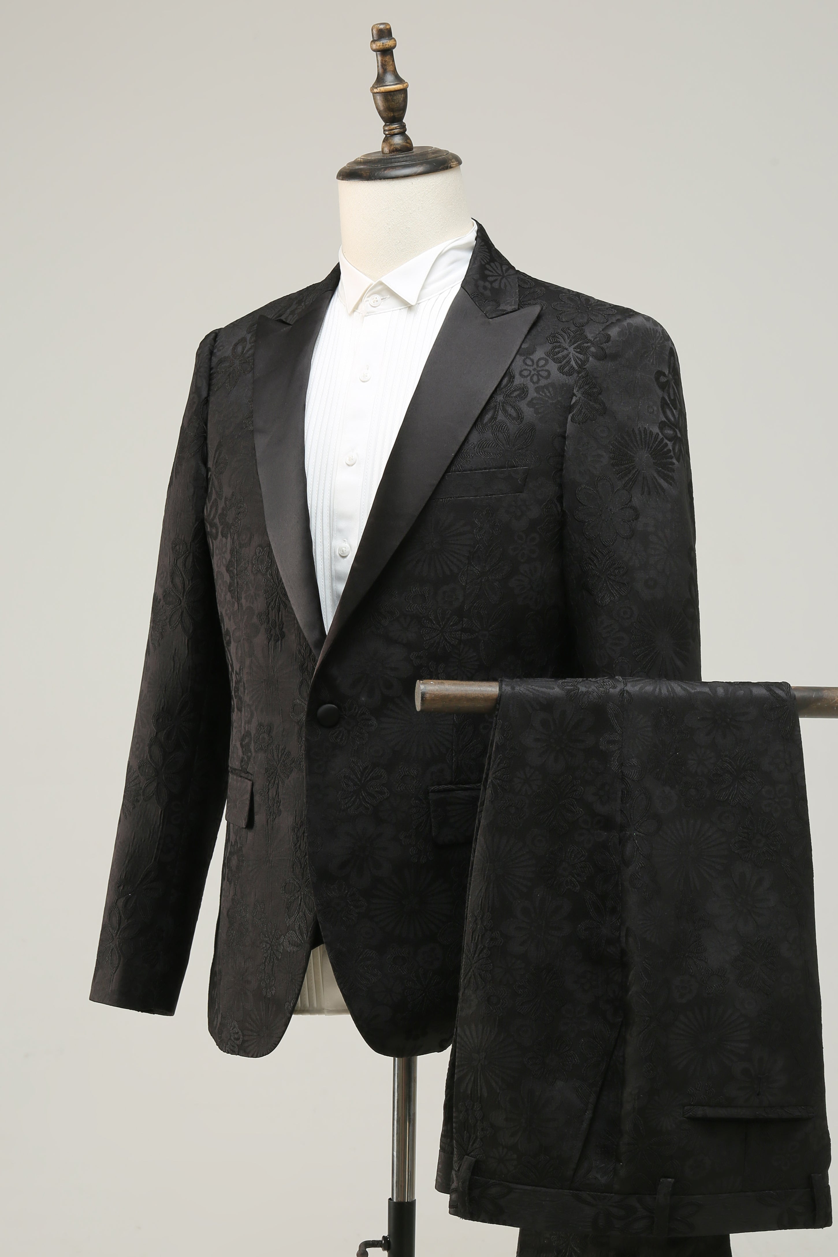 Costumes de bal jacquard noir à revers pointus pour hommes
