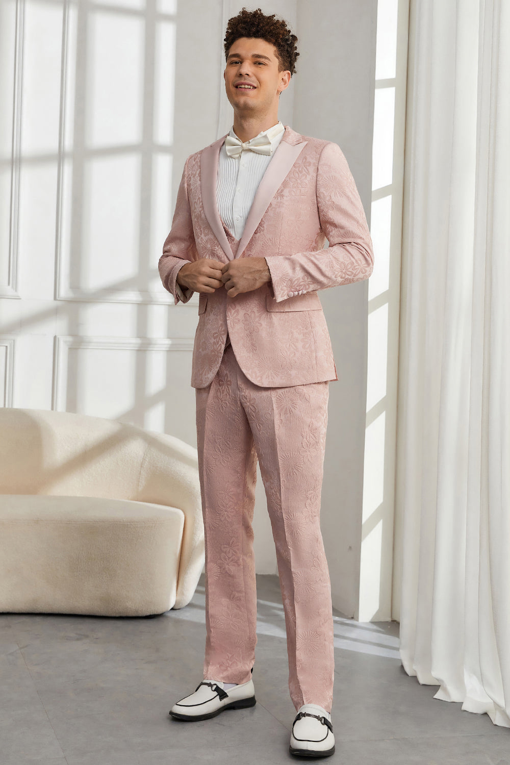 Costumes de bal pour hommes coupe ajustée à revers en pointe en jacquard rose clair