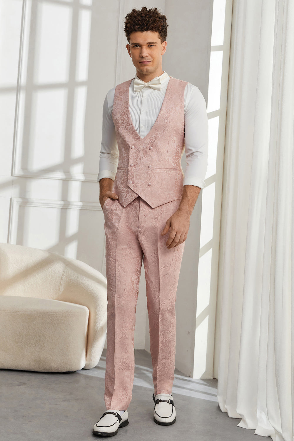 Costumes de bal pour hommes coupe ajustée à revers en pointe en jacquard rose clair