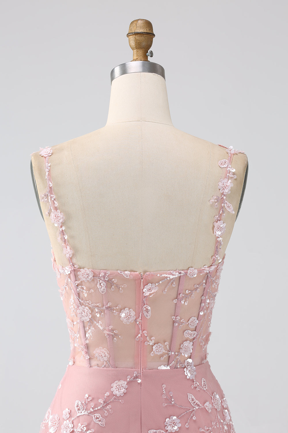 Robe de bal fendue coupe trapèze à bretelles spaghetti, corsage sequin et blush pailleté
