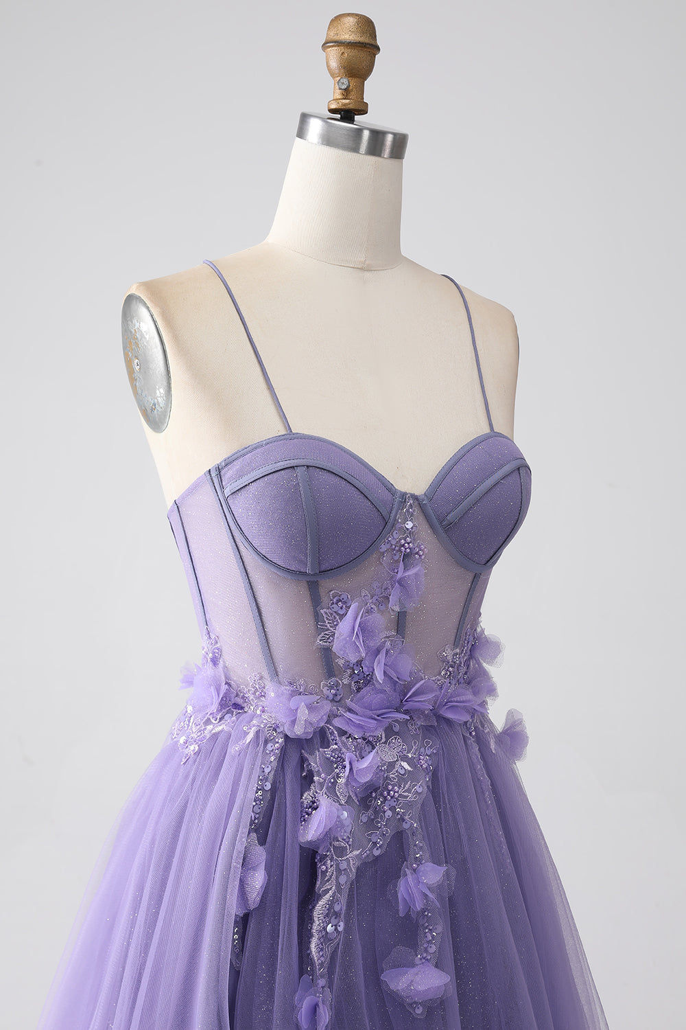 Robe de bal violette trapèze à fines bretelles et corset avec fleurs 3D