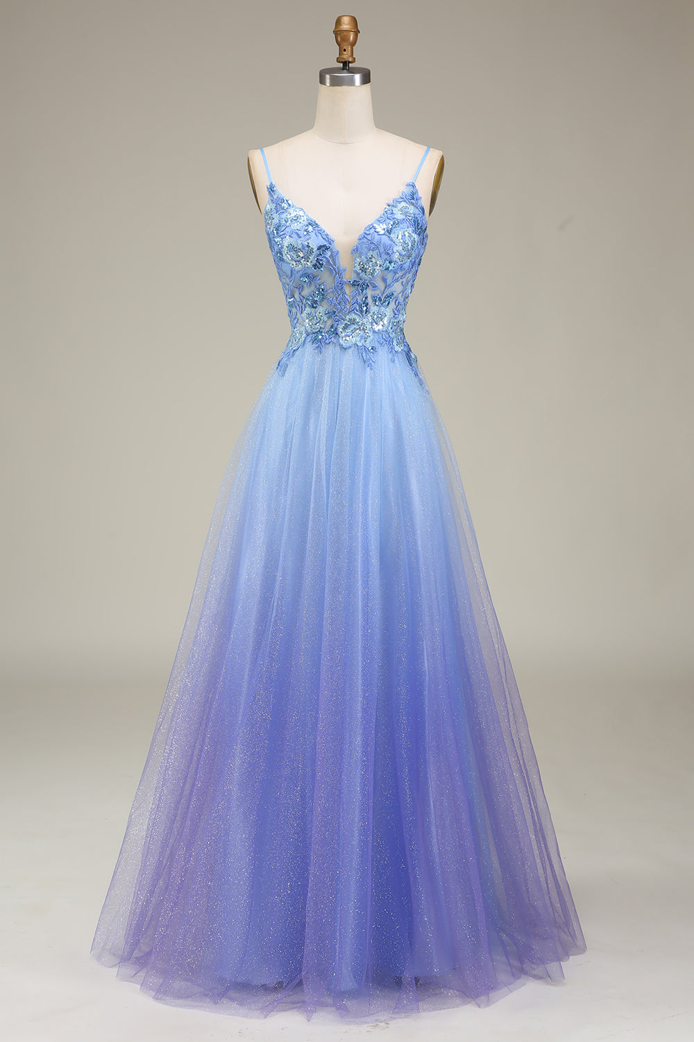 Robe de bal en tulle bleu scintillant avec applications