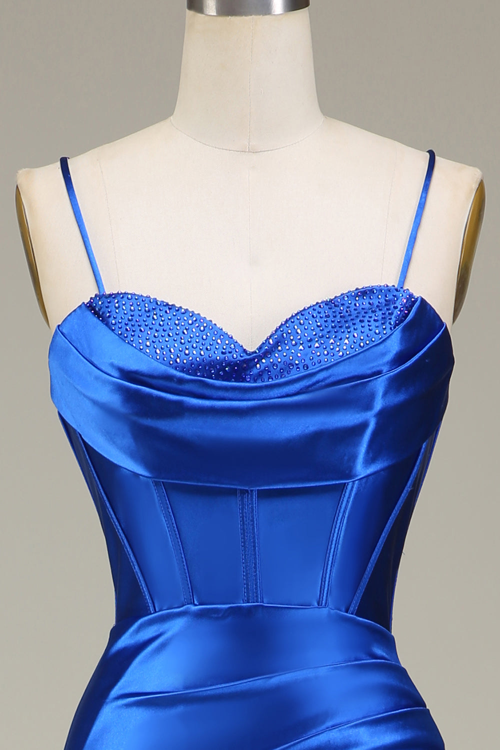 Robe de bal longue sirène bleu roi à bretelles spaghetti et fente