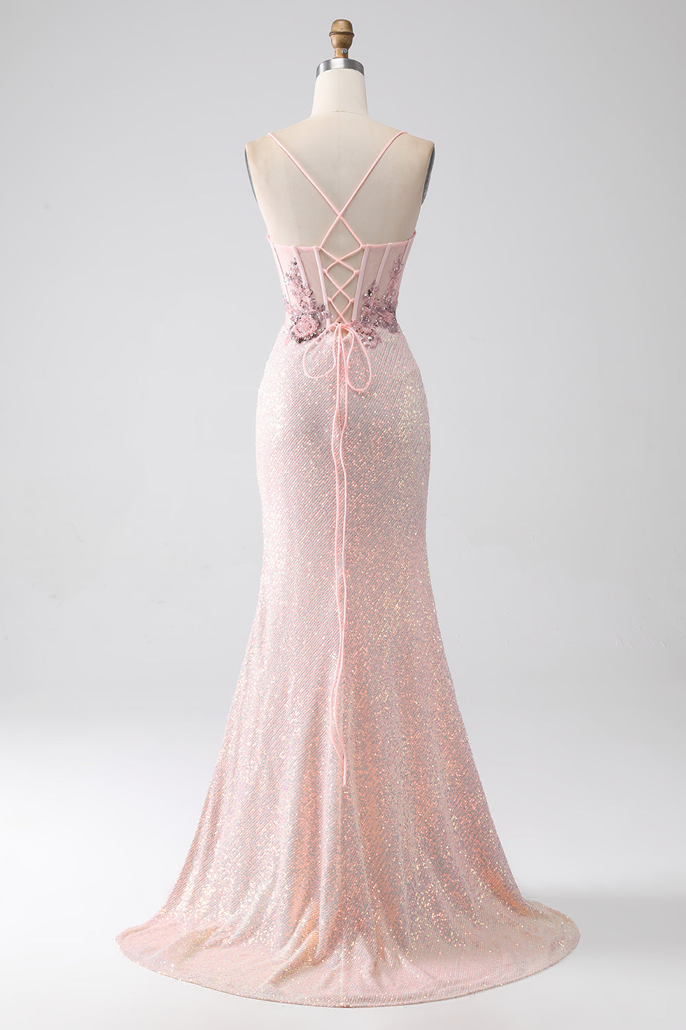 Robe de bal sirène rose pailletée et perlée avec fente