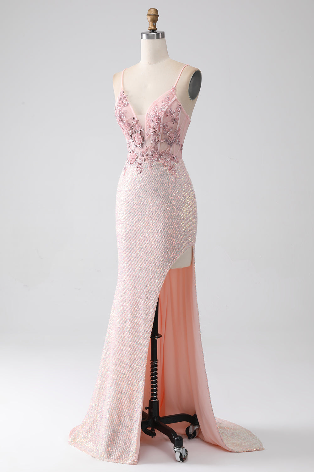 Robe de bal sirène rose pailletée et perlée avec fente