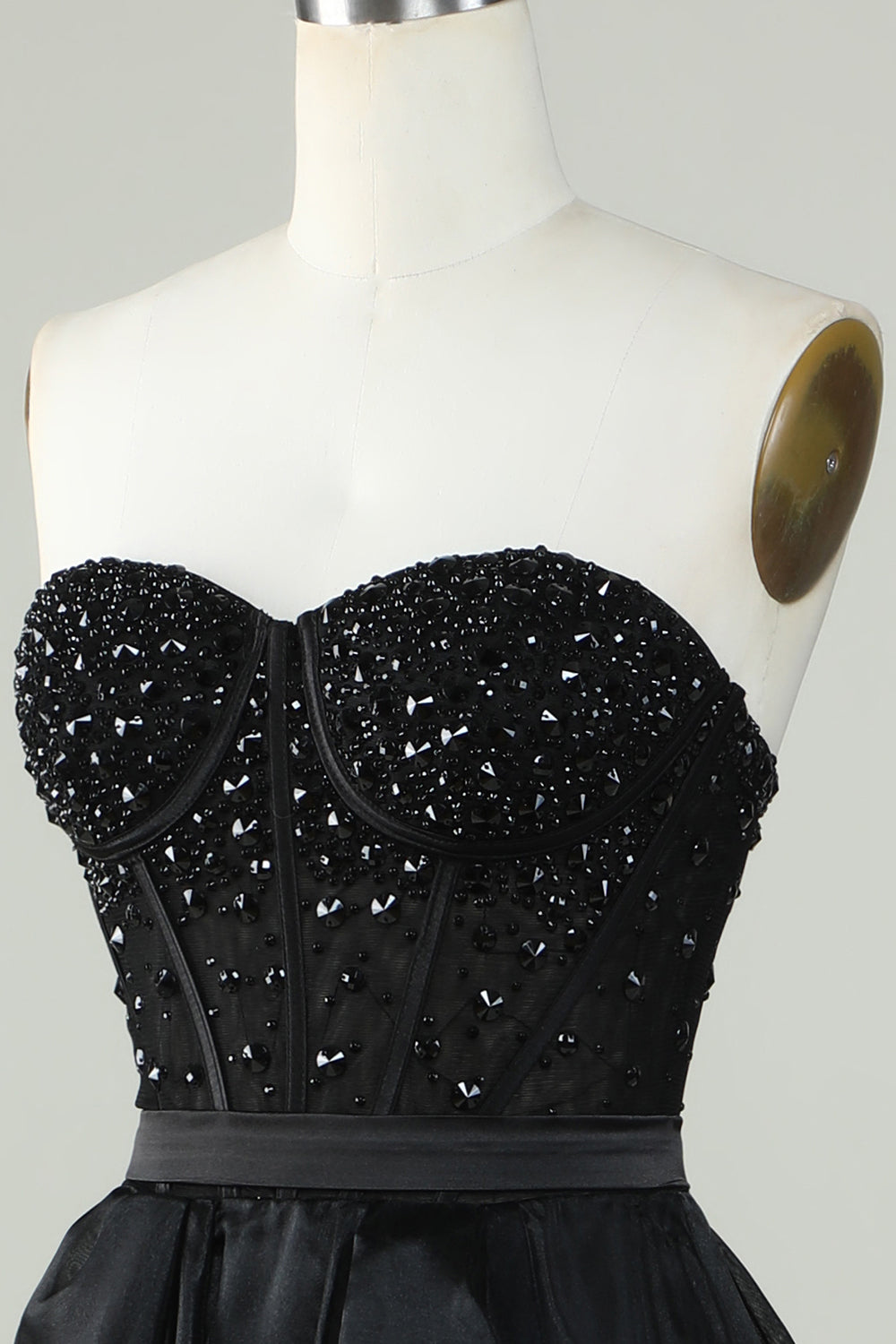 Robe de soirée bustier noire trapèze de princesse