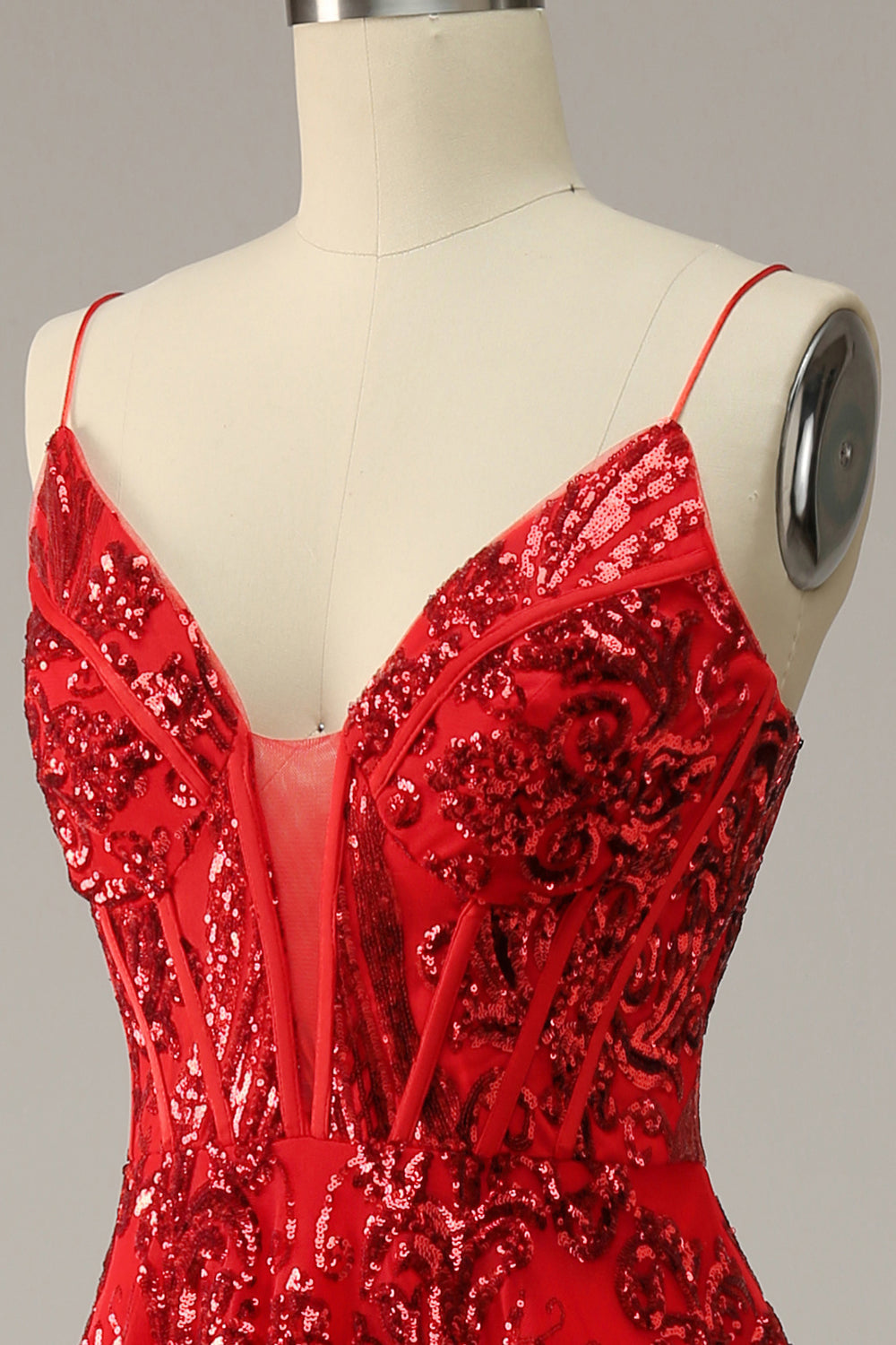 Robe de bal grande taille bordeaux trapèze à fines bretelles et dos croisé