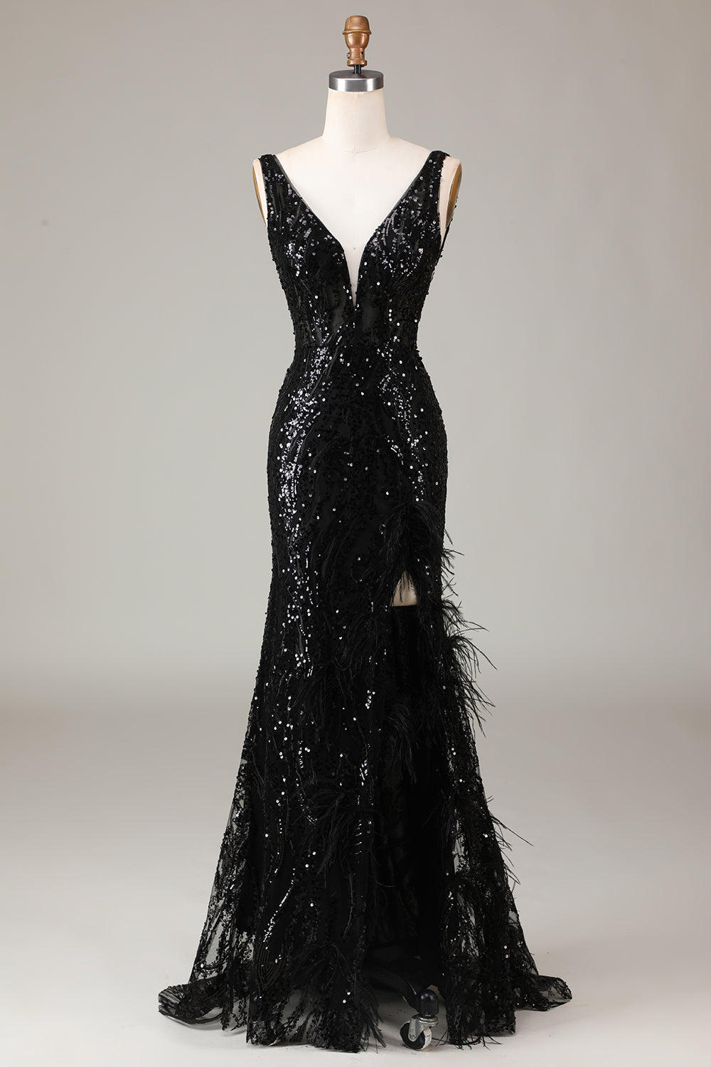 Robe de bal sirène noire scintillante à décolleté en V profond avec plumes