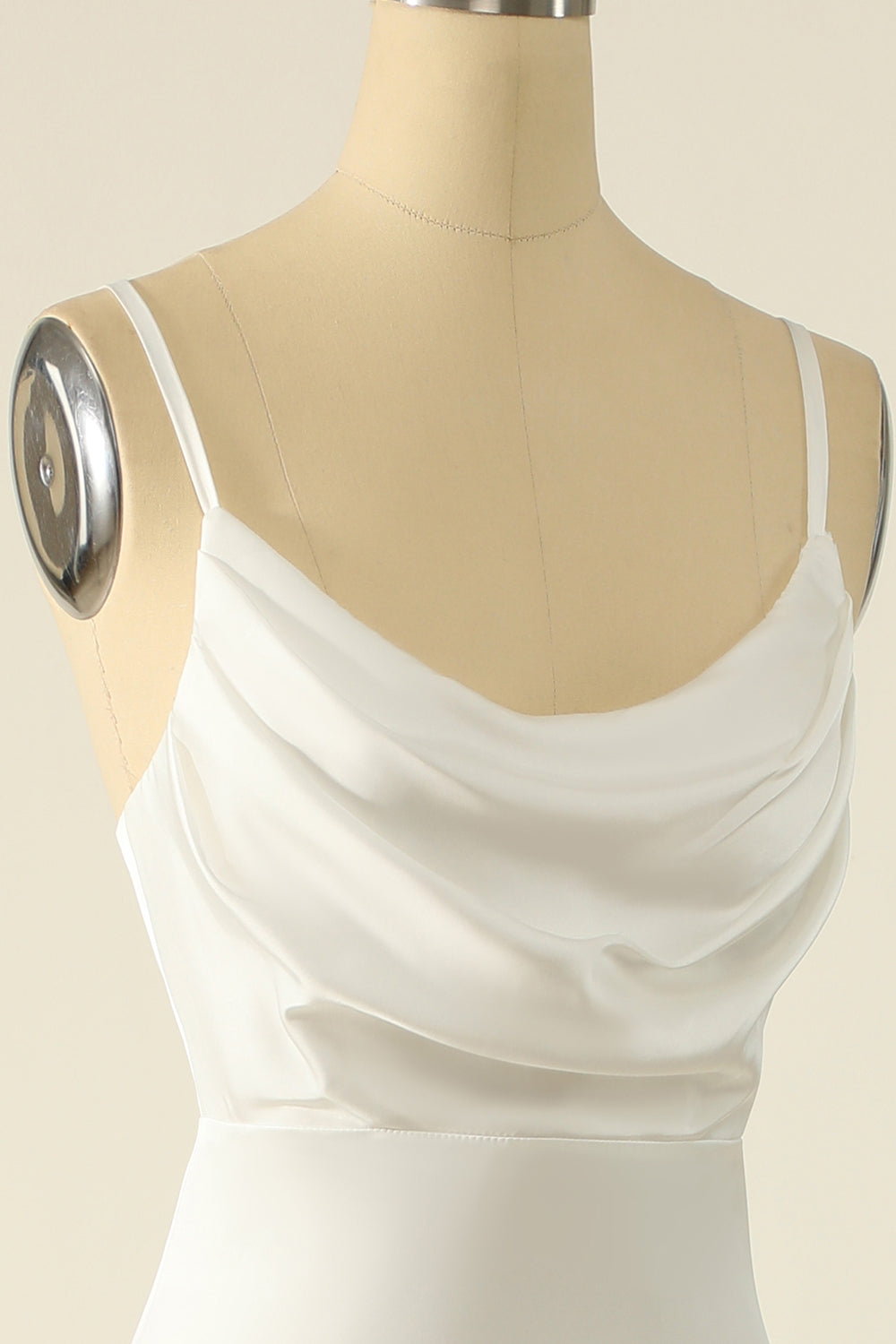 Robe de mariée simple en satin ivoire