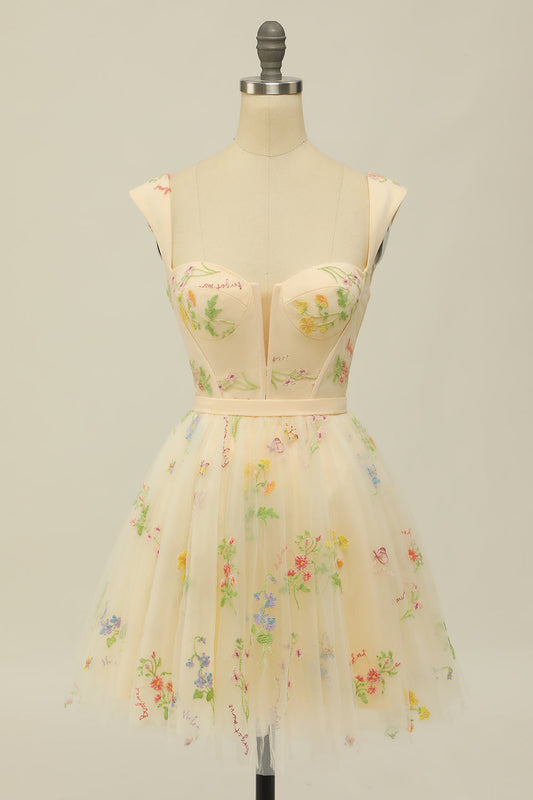 Cute A-Line Sweetheart Champagne Short Graduation Dress