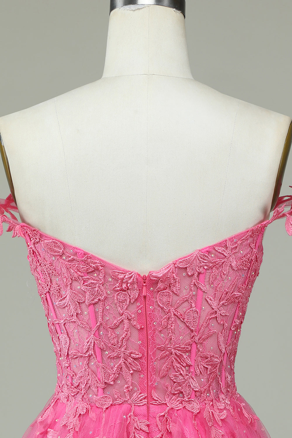 Jolie Robe Courte de Remise de Diplôme Rose avec Bretelles Fines et Applications, Coupe Trapèze