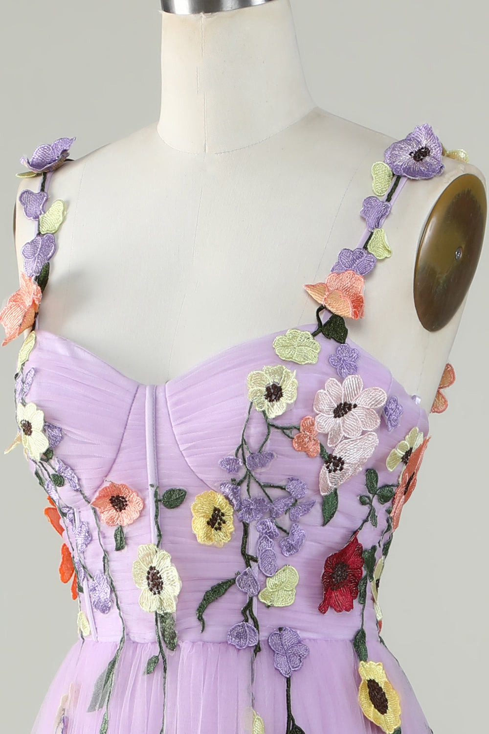 Robe de bal en satin champagne à fines bretelles avec fleurs 3D