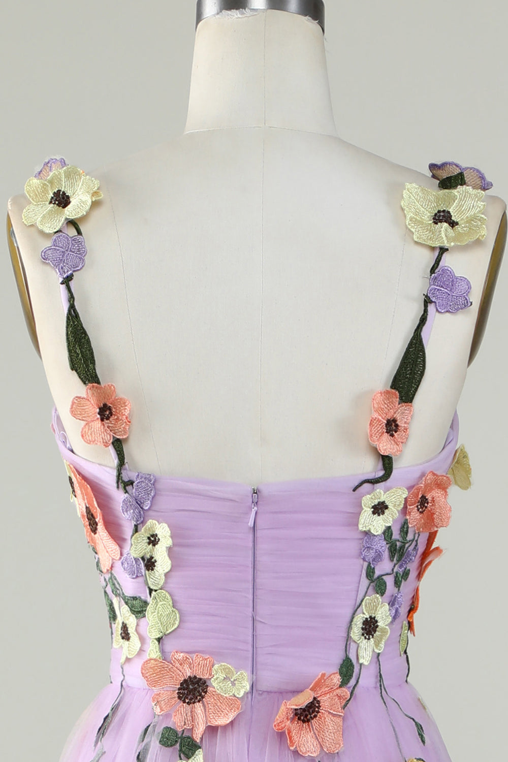 Robe de bal en satin champagne à fines bretelles avec fleurs 3D