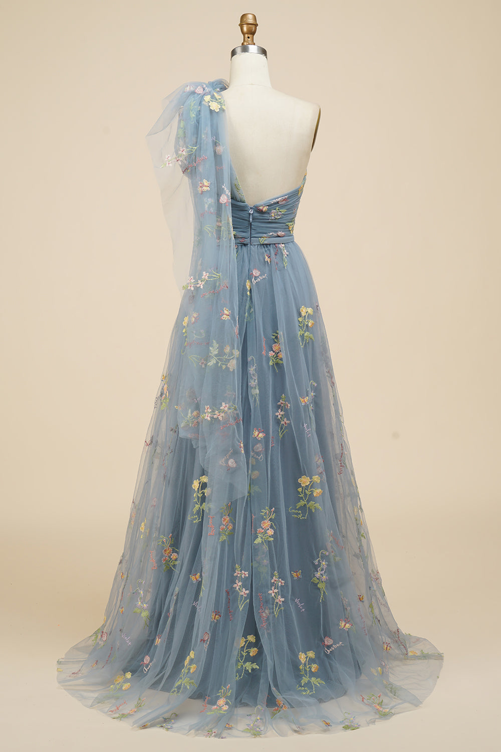 Robe de bal longue verte asymétrique à broderies, coupe évasée