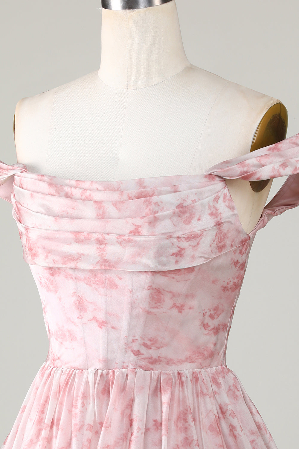 Robe courte de bal de fin d'année évasée à volants, imprimée blush