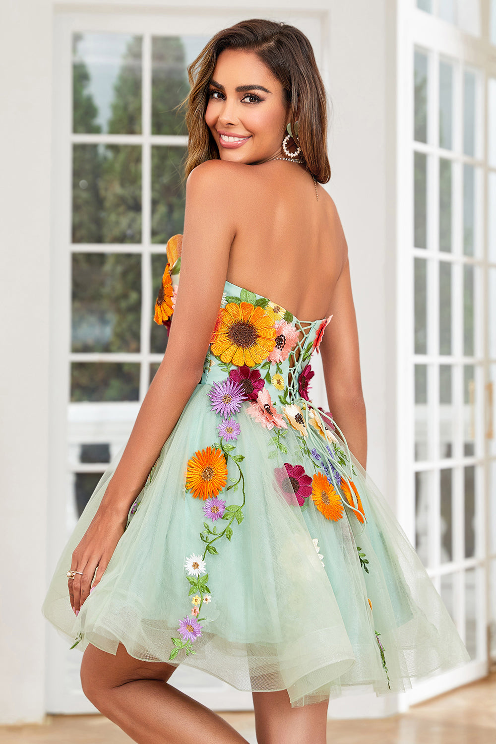 Robe de remise de diplôme bustier champagne avec fleurs en 3D