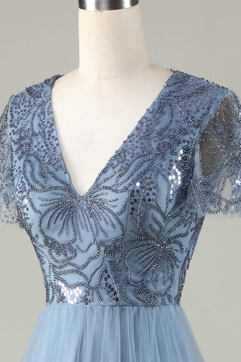 Robe de demoiselle d'honneur trapèze bleu poudré avec perles