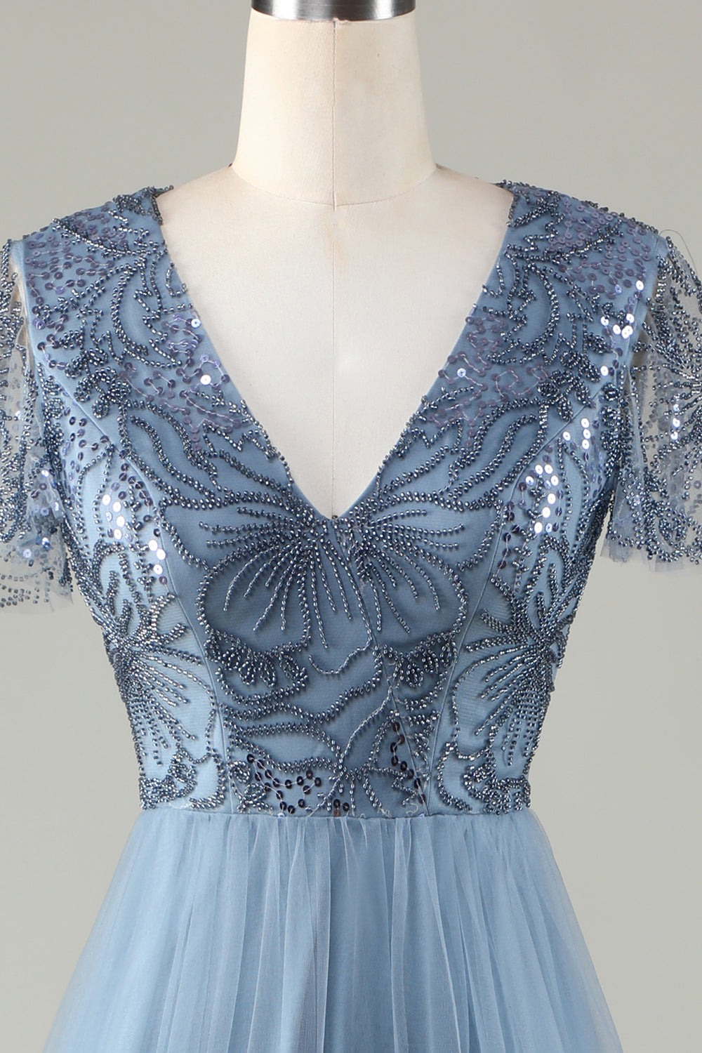 Robe de demoiselle d'honneur trapèze bleu poudré avec perles