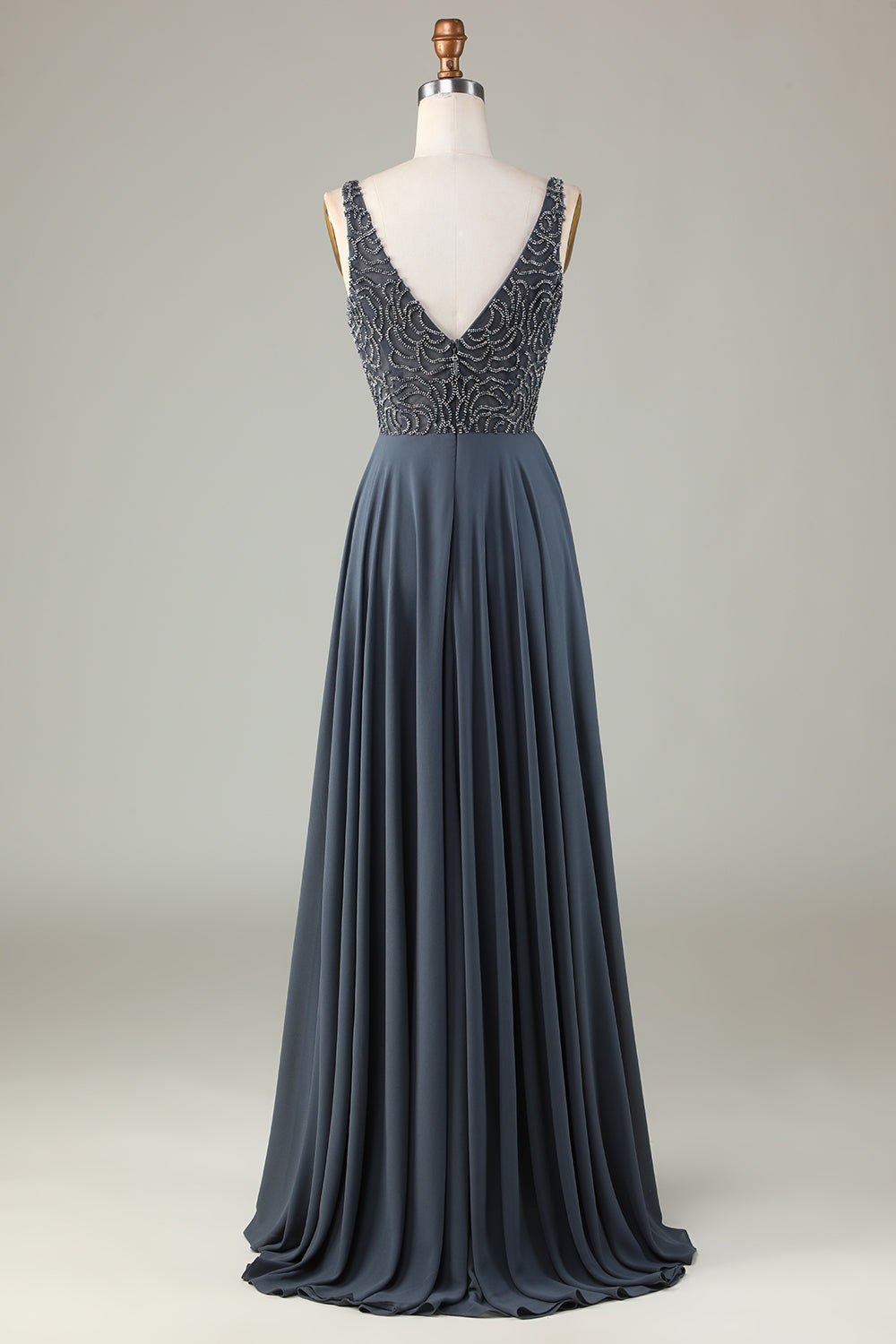 Robe longue de demoiselle d'honneur trapèze perlée couleur eucalyptus